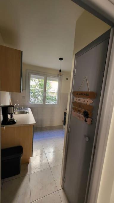 Appartement Chaleureux, Proche De La Gare Perpignan Eksteriør billede